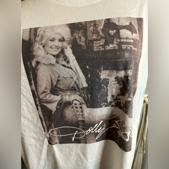 Dolly Parton Short Sleeve T shirt size XL - Picture 3 of 8